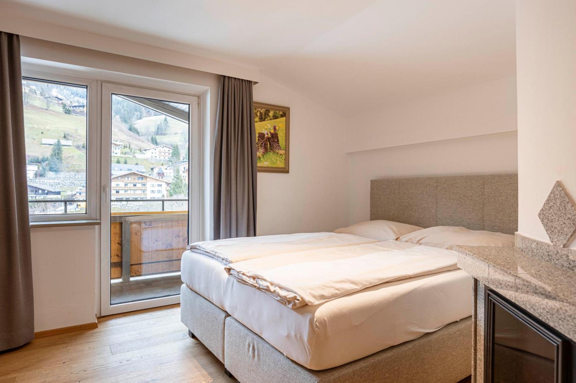 Saalbach Suites By Alps Resorts Exterior photo
